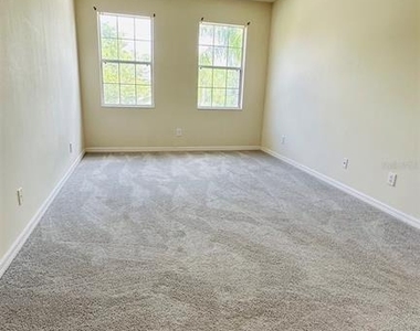 2939 Willowleaf Lane - Photo Thumbnail 12