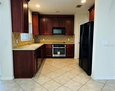 2939 Willowleaf Lane - Photo Thumbnail 8