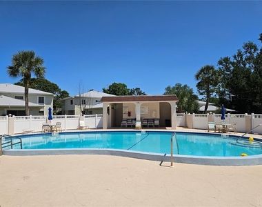 1833 Bough Avenue - Photo Thumbnail 5