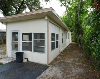 4431 78th Avenue N - Photo Thumbnail 22