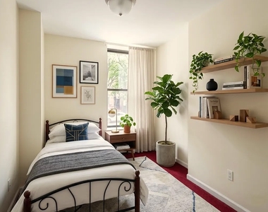 2Bed 1 Bath in Miller Avenue - Photo Thumbnail 1