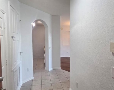 6240 Contessa Drive - Photo Thumbnail 4