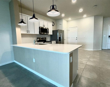 2619 Winsome Way - Photo Thumbnail 4