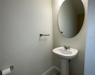 2619 Winsome Way - Photo Thumbnail 15