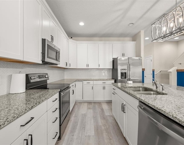 11193 Hanlon Terrace Alley - Photo Thumbnail 15
