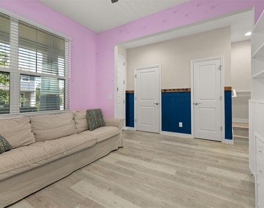 11193 Hanlon Terrace Alley - Photo Thumbnail 9