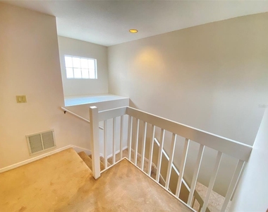 3708 Molona Drive - Photo Thumbnail 35