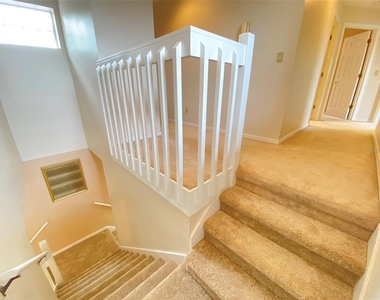 3708 Molona Drive - Photo Thumbnail 33