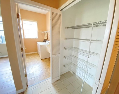 3708 Molona Drive - Photo Thumbnail 21