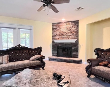 3060 Rambler Avenue - Photo Thumbnail 13