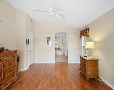 713 Mountain Ash Way - Photo Thumbnail 9