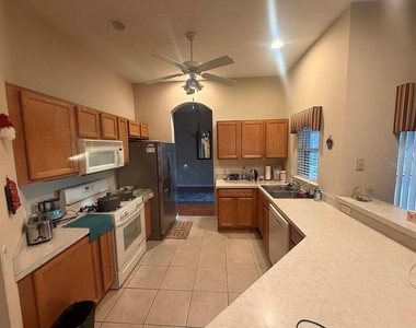 713 Mountain Ash Way - Photo Thumbnail 6