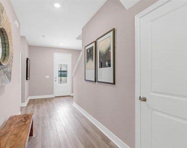 2729 Sanctuary Drive - Photo Thumbnail 3