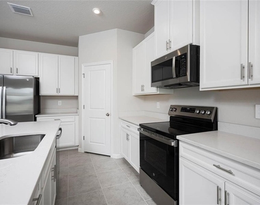 16873 Castoro Drive - Photo Thumbnail 19