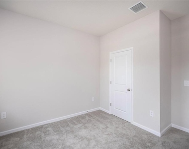 16873 Castoro Drive - Photo Thumbnail 7