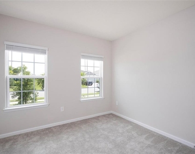 16873 Castoro Drive - Photo Thumbnail 6