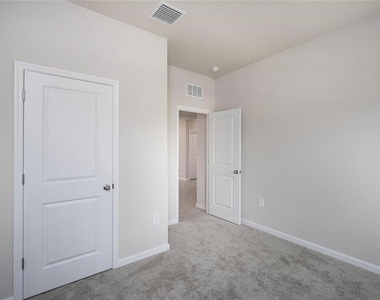 16873 Castoro Drive - Photo Thumbnail 8