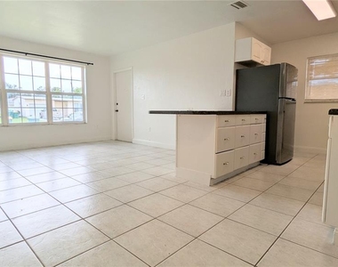 21298 Percy Avenue - Photo Thumbnail 11