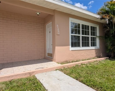 21298 Percy Avenue - Photo Thumbnail 8