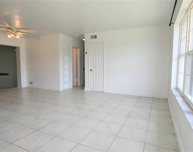 21298 Percy Avenue - Photo Thumbnail 9