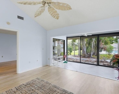 5350 Myrtle - Photo Thumbnail 13