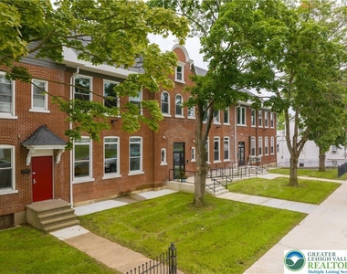 1012 2nd Street - Photo Thumbnail 31