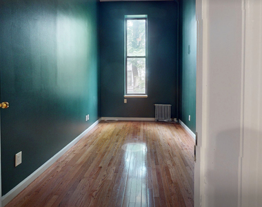 West 89 th Street - Photo Thumbnail 6