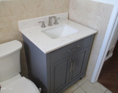 3301 Greenock Street - Photo Thumbnail 34
