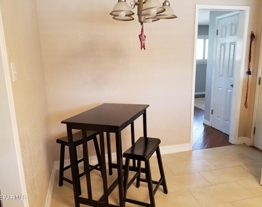 3301 Greenock Street - Photo Thumbnail 7