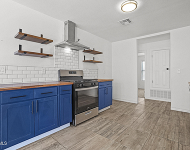 12842 Osmotherley Avenue - Photo Thumbnail 11