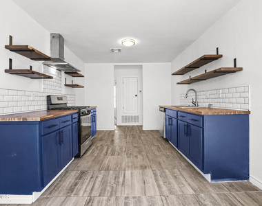12842 Osmotherley Avenue - Photo Thumbnail 10
