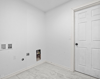 12842 Osmotherley Avenue - Photo Thumbnail 17