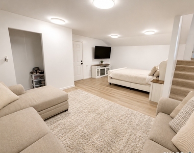 22 Circle Drive - Photo Thumbnail 23