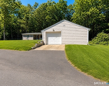 22 Circle Drive - Photo Thumbnail 3