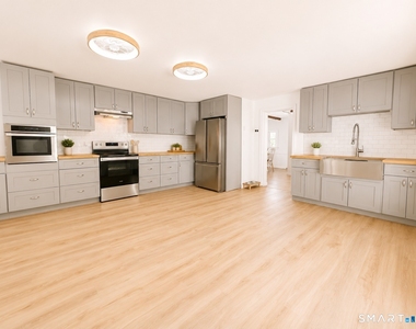 22 Circle Drive - Photo Thumbnail 18