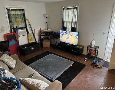 125 Alexander Drive - Photo Thumbnail 1