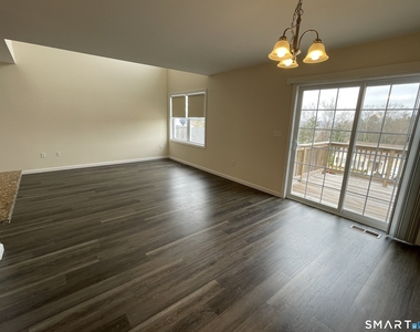 28 Woodside Drive - Photo Thumbnail 3