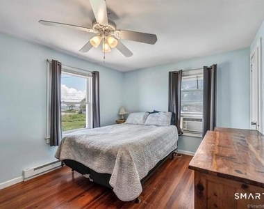 66 Oak Avenue - Photo Thumbnail 6