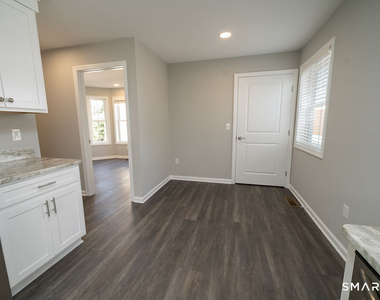 139 Main Street - Photo Thumbnail 5