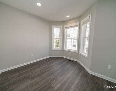 139 Main Street - Photo Thumbnail 14