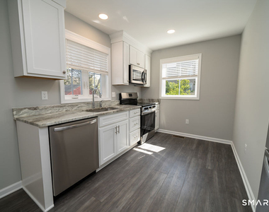 139 Main Street - Photo Thumbnail 3