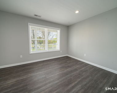 139 Main Street - Photo Thumbnail 15