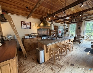 14 Pearl Street - Photo Thumbnail 5