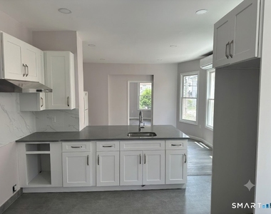 139 Whitney Avenue - Photo Thumbnail 7