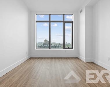 2230 Cropsey Avenue - Photo Thumbnail 7