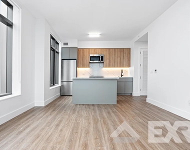 2230 Cropsey Avenue - Photo Thumbnail 3