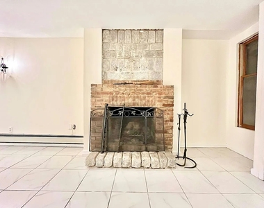 38 Greene Avenue - Photo Thumbnail 5