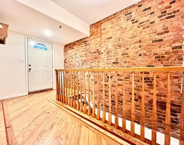 38 Greene Avenue - Photo Thumbnail 8