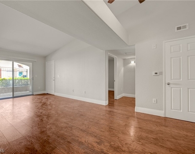 7885 W Flamingo Road - Photo Thumbnail 10