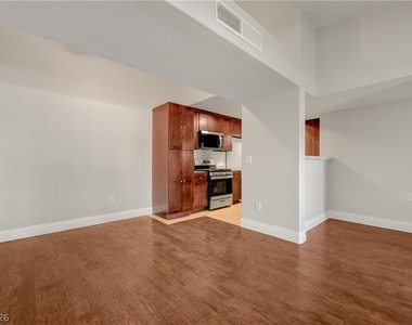 7885 W Flamingo Road - Photo Thumbnail 8